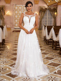 Vestidos de noiva estilo princesa com decote em V e aplicações de renda, sem mangas e cauda comprida