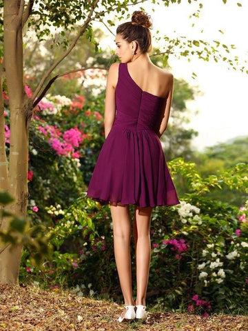 A-Linie/Princess-Linie One-Shoulder-Träger Falten Ärmellos Kurz Chiffon Brautjungfernkleider