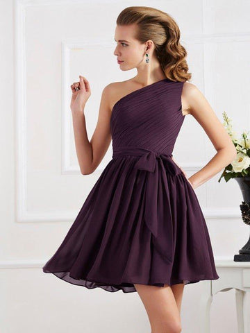 A-Linie/Princess-Linie Falten One-Shoulder-Träger Ärmellos Kurz Chiffon Brautjungfernkleider