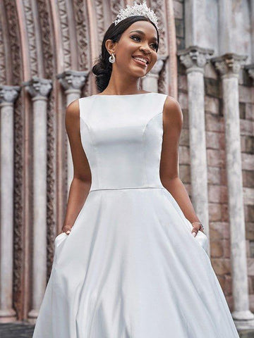 A-Linie/Princess-Linie Satin Bateau-Ausschnitt Rüschen Ärmellos Sweep/Pinsel zug Brautkleider