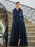 Vestidos de mãe da noiva em linha A/princesa, decote em V, mangas compridas, assimétricos, em cetim