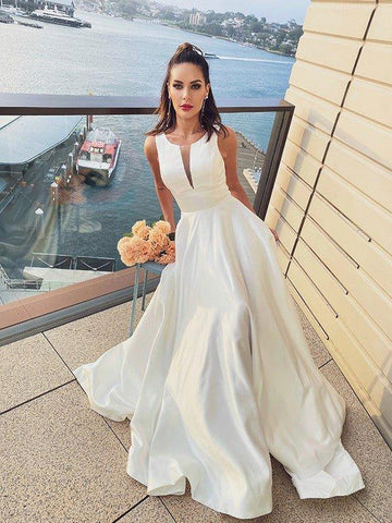 A-Linie/Princess-Linie Satin Rüschen U-Ausschnitt Ärmellos Sweep/Pinsel zug Brautkleider