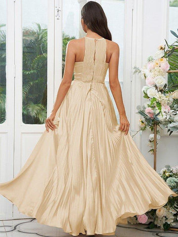 A-Linie/Princess-Linie Seide wie Satin Rüschen Neckholder Ärmellos Bodenlang Brautjungfernkleider