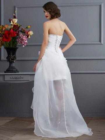 A-Linie/Princess-Linie Herzausschnitt Ärmellos Perlen verziert High Low Organza Brautkleider