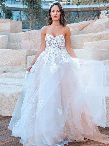 A-Linie/Princess-Linie Herzausschnitt Tüll Applikationen Ärmellos Sweep/Pinsel zug Brautkleider