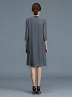 A-Line/Princess V-neck Chiffon Applique Sleeveless Knee-Length Mother of the Bride Dresses