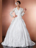 Abito da Sposa in Satin a Linea A/Principessa con Scollo a V, Maniche Lunghe e Applique