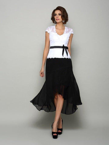 A-Linie/Princess-Linie V-Ausschnitt Schärpe/Band/Gürtel Ärmellos High Low Chiffon Kleider für die Brautmutter