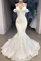 Faszinierendes langes Meerjungfrau-Sweetheart-Abendkleid mit Applikationen, Spitze und Ärmeln