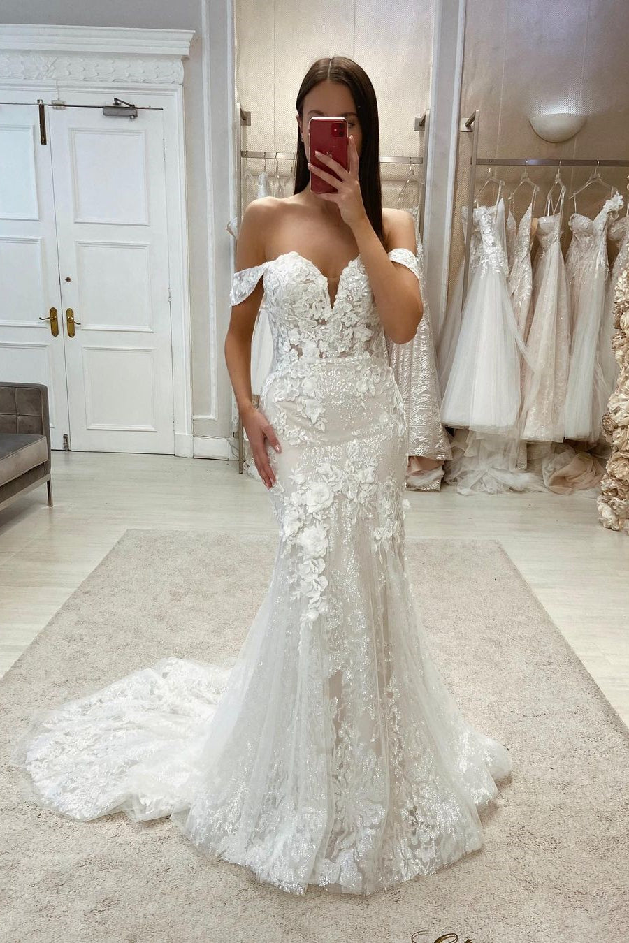 Atemberaubendes Trägerloses Meerjungfrau-Applikations-Brautkleid mit Spitze