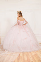 Ballkleid mit Cape-Ärmeln und Applikation von Cinderella Couture 8075J