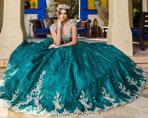 Ballkleid mit Glitzerapplikation von Cinderella Couture 8024J