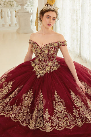 Schulterfreies Ballkleid mit Glitzerapplikation von Ladivine 15705