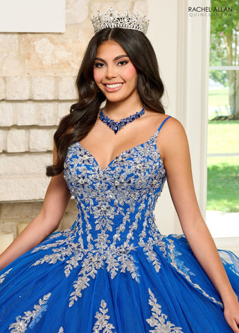 Quinceanera-Kleid mit Applikation und langen Ärmeln von Rachel Allan RQ1137