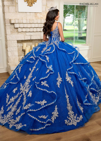 Quinceanera-Kleid mit Applikation und langen Ärmeln von Rachel Allan RQ1137