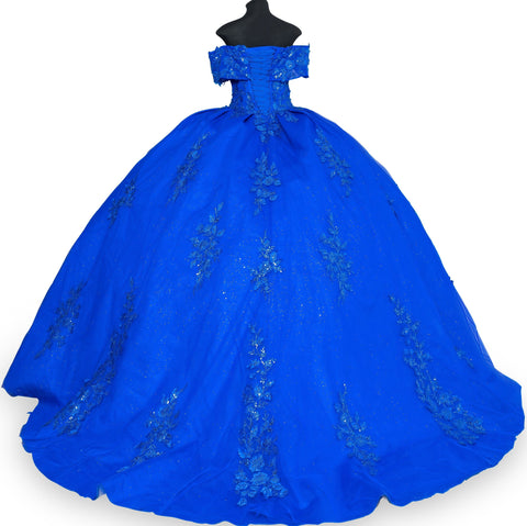 Schulterfreies Ballkleid mit Applikation von Cinderella Couture 8045J