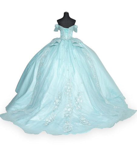 Schulterfreies Ballkleid mit Applikation von Cinderella Couture 8055J