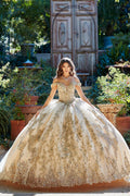 Ballkleid mit schulterfreiem Korsett und Applikation von Petite Adele PQ1055