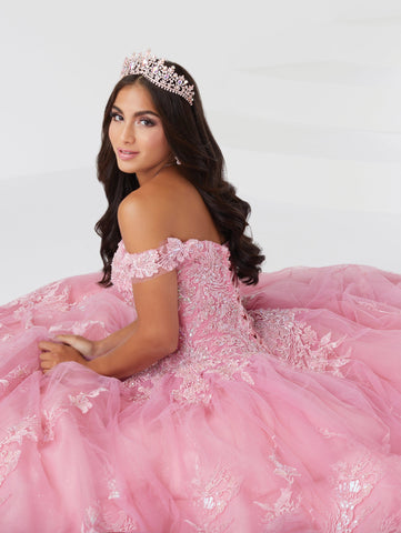 Schulterfreies Quinceanera-Kleid mit Applikation von Fiesta Gowns 56462