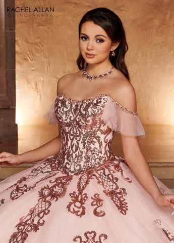 Schulterfreies Quinceanera-Kleid mit Applikation von Rachel Allan RQ2166