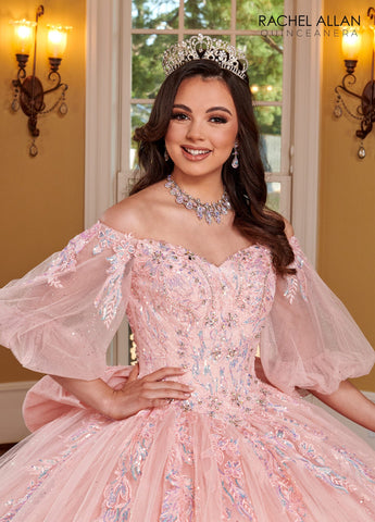 Quinceanera-Kleid mit Puffärmeln und Applikation von Rachel Allan RQ1110