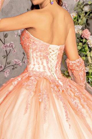 Ballkleid mit trägerlosen Glockenärmeln und Applikationen von GLS Gloria GL3235