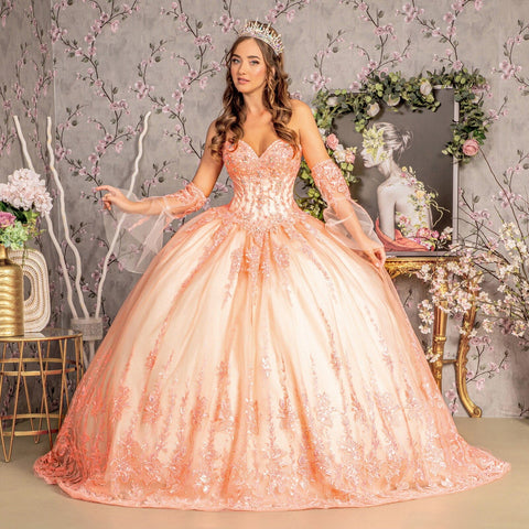 Ballkleid mit trägerlosen Glockenärmeln und Applikationen von GLS Gloria GL3235
