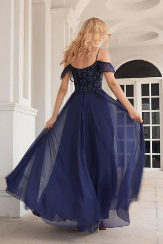 Ankunft Sparkly A Line Off The Shoulder Kleider für die Brautmutter mit Perlen