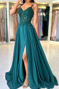 Robe de bal longue et verte attrayante en forme de A à bretelles spaghetti en dentelle avec fente