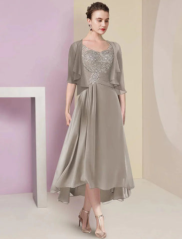 Zweiteiliges A-Linien-Kleid für die Mutter der Braut, formelle Hochzeitsgäste, eleganter High-Low-V-Ausschnitt, asymmetrische knielange Chiffon-Spitze, halbe Ärmel, Wickelkleid inklusive gerüschter Applikationen