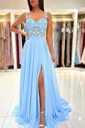 Vestido de Noche Largo de Chiffon y Encaje en Línea A Color Azul Cielo con Abertura