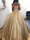 Robe de bal princesse épaule tombante sans manches avec appliqué en satin