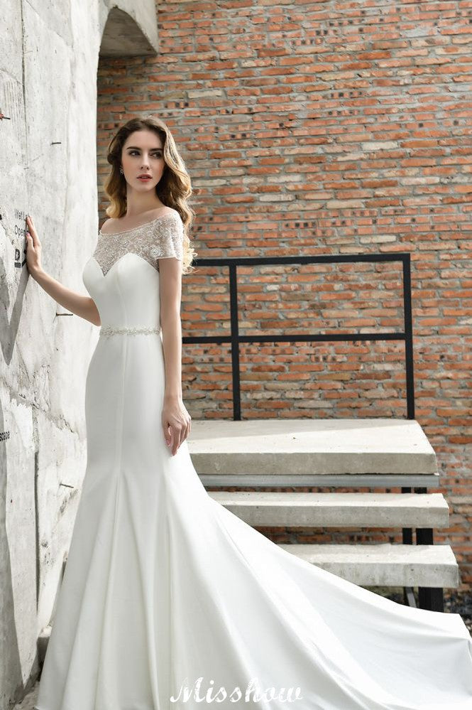 Bateau-Kurzarmfigur-Meerjungfrau-Brautkleid Satin Brautkleid Sweep/Trump Zug