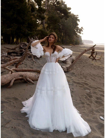 Strand Boho Brautkleider Hofschleppe A-Linie Kurzarm Herzausschnitt Spitze Mit Volltonfarbe