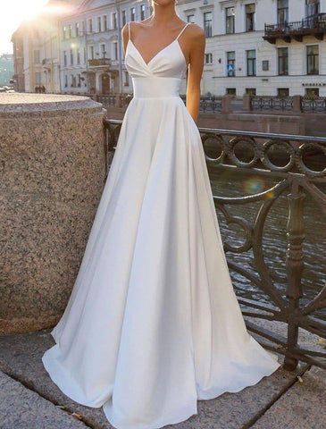 Vestidos de noiva casuais para praia, corte A, alças finas, camisola, alças finas, cauda longa/escova, vestidos de noiva de cetim com franzidos
