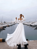 Vestidos de noiva casuais de praia, cauda longa, corte A, manga comprida, ombro descoberto, chiffon com franzido, cor sólida
