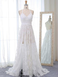 Abito da Sposa Boho Spiaggia Schiena Aperta con Strascico Corte Linea A Senza Maniche Spaghetti Scollo a V Pizzo con Appliques