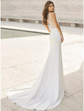 Abiti da Sposa Spiaggia Schiena Aperta Coda a Corte Sirena/Trumpet Senza Maniche Scollatura a V Satin Completi Nuziali con Appliques