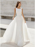 Abiti da Sposa Spiaggia Schiena Aperta Modello Sirena/Trumpet Scollo a Cucchiaio Senza Maniche Strascico Corto Satin Tute da Sposa Abiti da Sposa con Appliques