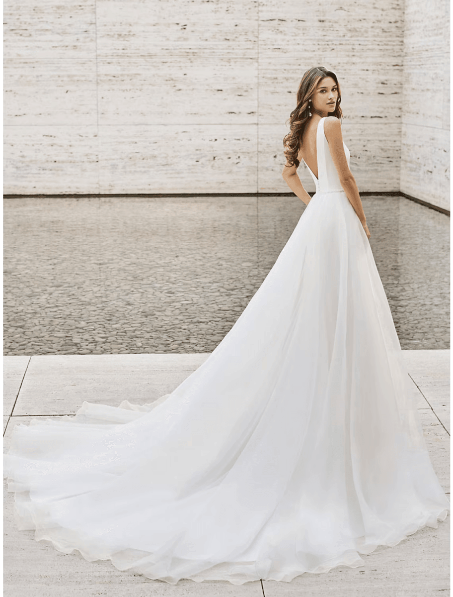 Beach Wedding Dresses Court Train Two Piece Sleeveless V Neck Satin With Pattern