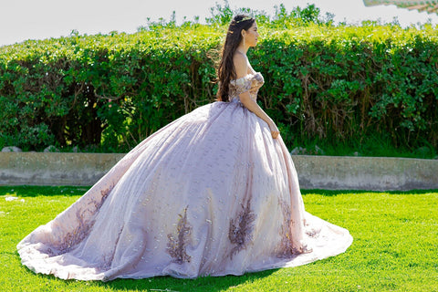 Perlenbesetztes schulterfreies Ballkleid von Cinderella Couture 8087J