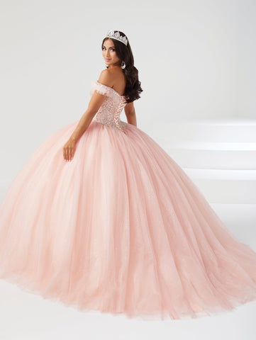 Perlenbesetztes schulterfreies Quinceanera-Kleid von Fiesta Gowns 56460