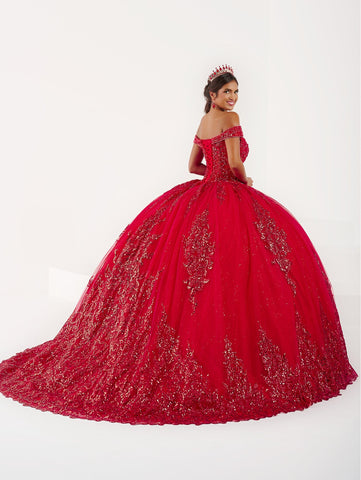 Vestido de quinceanera com contas e ombros à mostra da Fiesta Gowns 56501