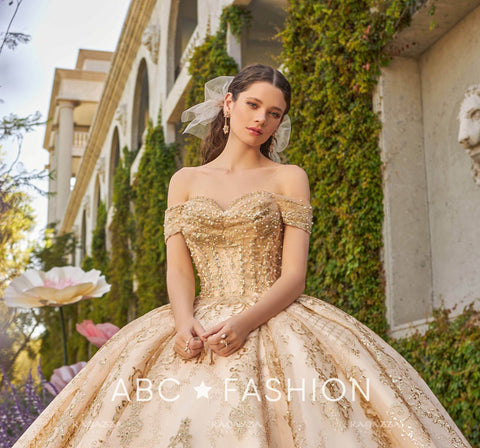Perlenbesetztes schulterfreies Quinceanera-Kleid von Ragazza EV39-639