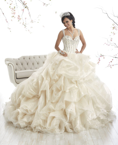 Perlenbesetztes Quinceanera-Kleid von House of Wu 26868