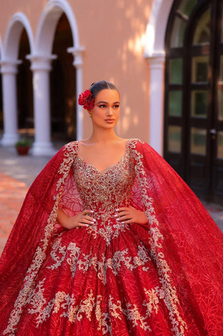 Perlenbesetztes ärmelloses Cape-Quinceanera-Kleid von Amarra 54296