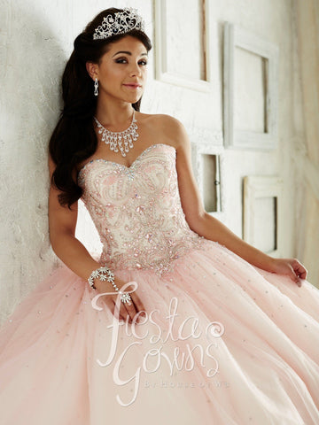 Trägerloses Kleid mit Perlenbesatz von House of Wu Fiesta Gowns 56287