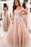 Bellissimo Abito da Ballo Lungo a Linea A, Scollato sulle Spalle, con Pizzo e Schiena Nuda in Tulle