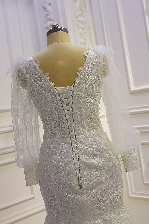 Vestido de Noiva Comprido de Manga Comprida Com Aplicações de Renda e Cauda
