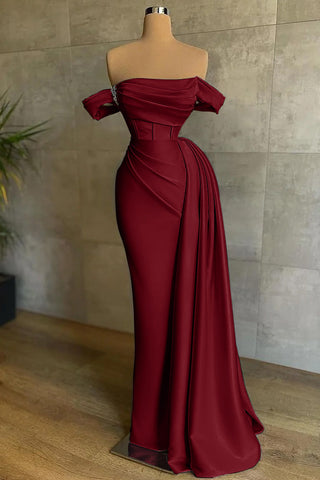 Wunderschönes burgunderrotes langes Meerjungfrau-Kleid mit schulterfreiem, ärmellosem Satin